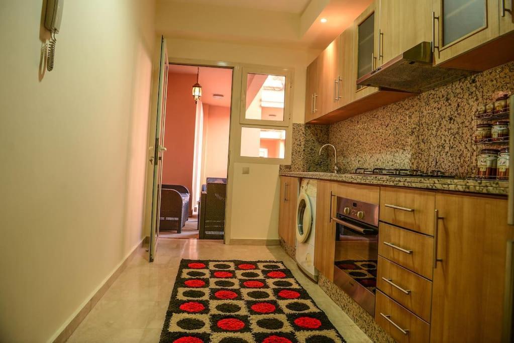 Beautiful, Great Equipped 122 M Holiday Apartment Near Majorelle Garden And Gueliz With Pool Views And A Large Balcony And Terrace Marrakesch Exterior foto