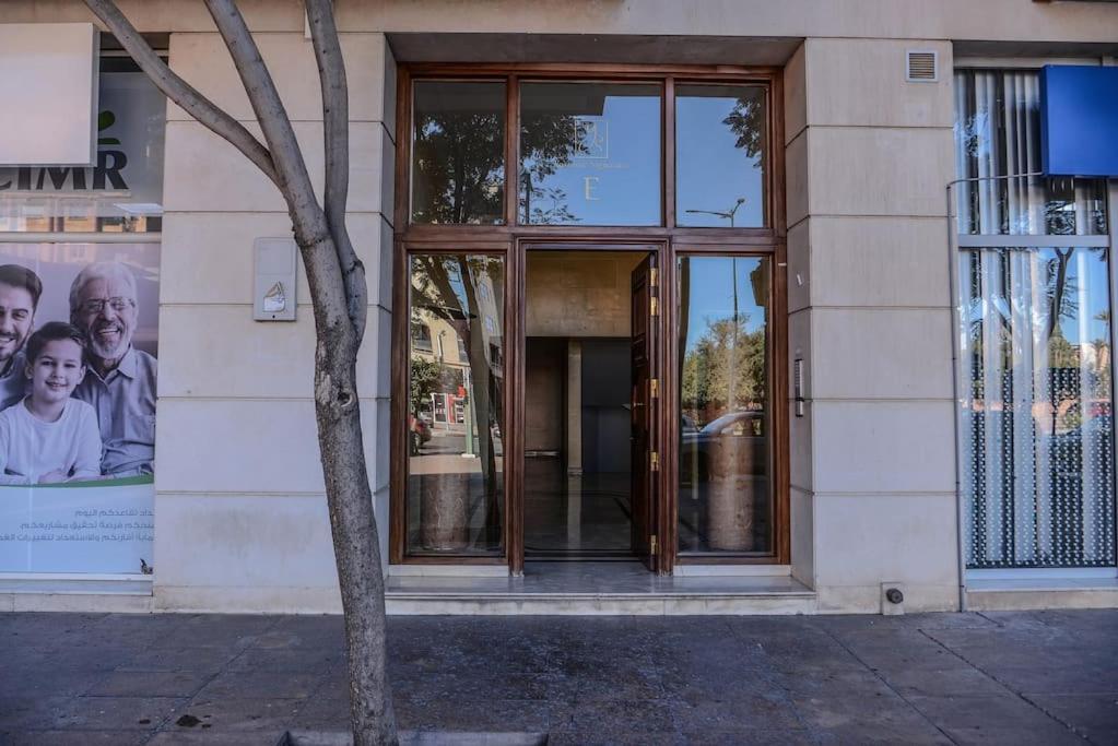 Beautiful, Great Equipped 122 M Holiday Apartment Near Majorelle Garden And Gueliz With Pool Views And A Large Balcony And Terrace Marrakesch Exterior foto