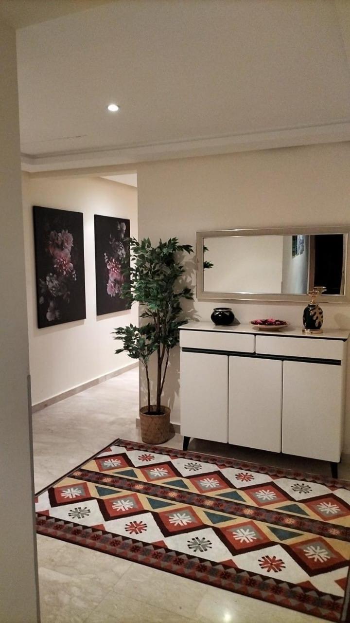 Beautiful, Great Equipped 122 M Holiday Apartment Near Majorelle Garden And Gueliz With Pool Views And A Large Balcony And Terrace Marrakesch Exterior foto