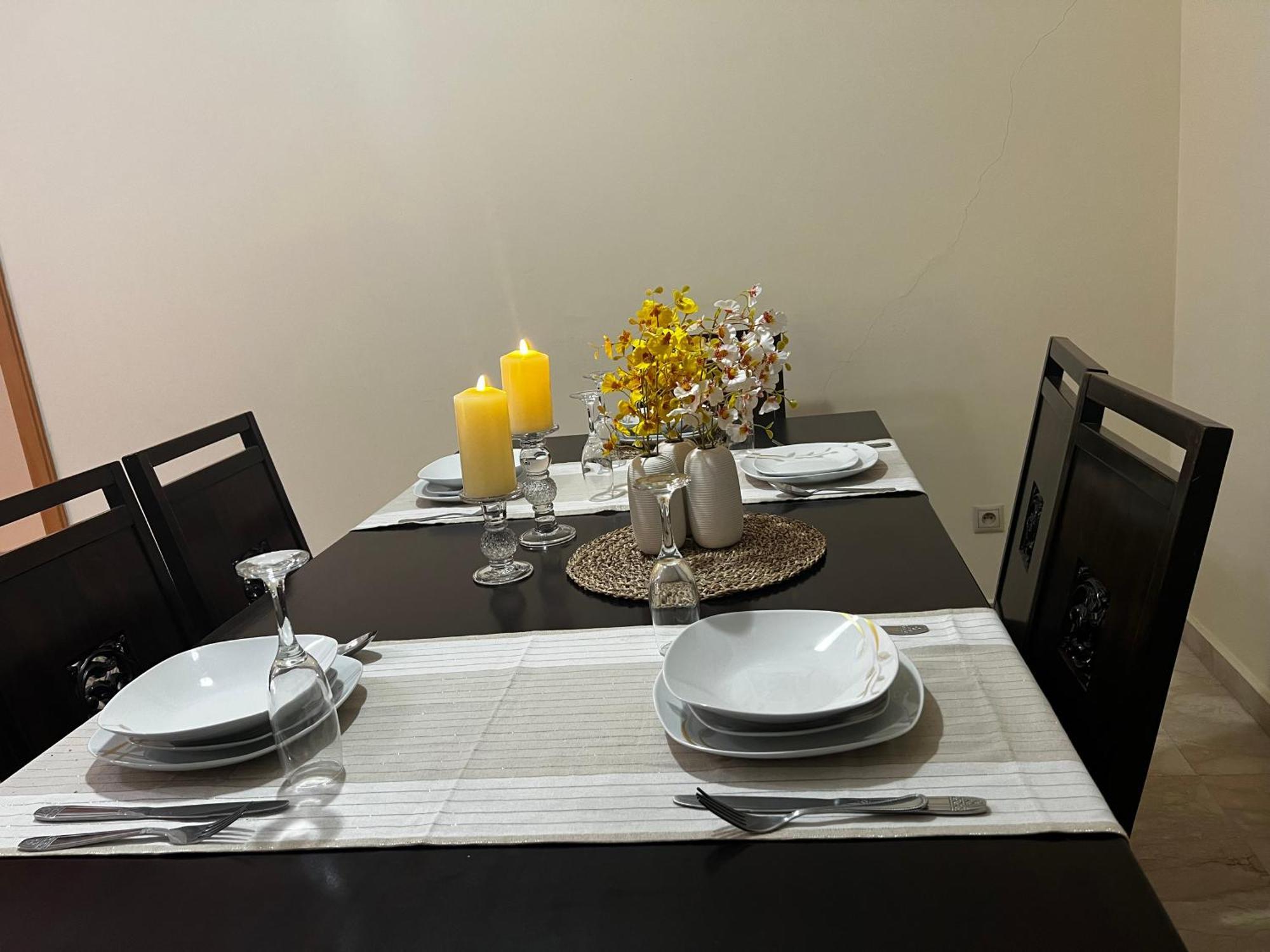 Beautiful, Great Equipped 122 M Holiday Apartment Near Majorelle Garden And Gueliz With Pool Views And A Large Balcony And Terrace Marrakesch Exterior foto